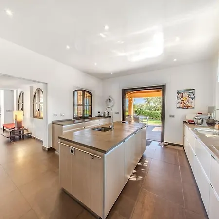 וילה Azura 5 Bedroom In A Private